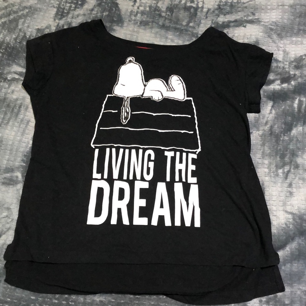 Lightly worn snoopy T-shirt